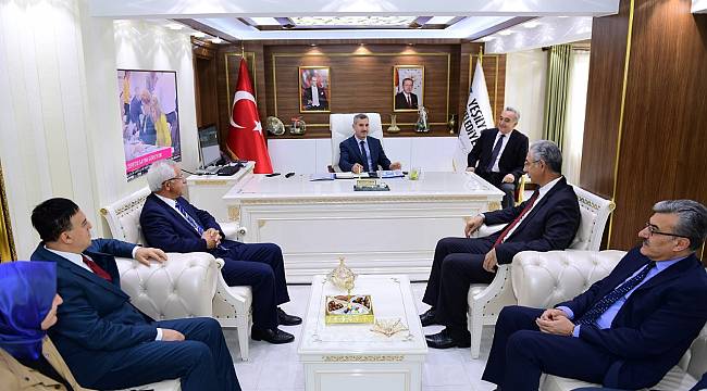 YEŞİLYURT BELEDİYE BAŞKANI MEHMET ÇINAR, ZİYARETÇİ AKININA UĞRADI