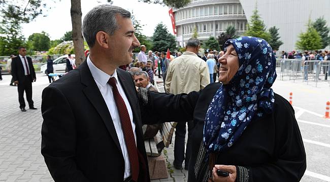 YEŞİLYURT BELEDİYE BAŞKANI MEHMET ÇINAR’DAN ANNELER GÜNÜ KUTLAMA MESAJI;