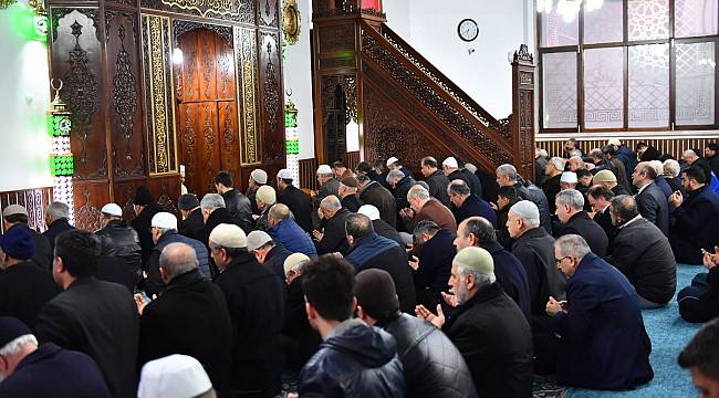 KAHRAMAN MEHMETÇİKLERİMİZ VE ŞEHİTLERİMİZ İÇİN FETİH SURESİ OKUNUP, DUA EDİLDİ