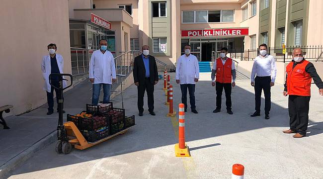 AK Parti Battalgazi ilçe teşkilatından Polislere ve Sağlık çalışanlarına anlamlı ziyaret 