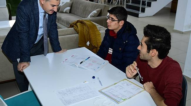 BAŞKAN ÇINAR, ‘ÇAVUŞOĞLU MAHALLESİ MİLLET KIRAATHANESİ’ YAPIM İŞLERİNİ İNCELEDİ