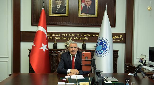 BATTALGAZİ BELEDİYE BAŞKANI OSMAN GÜDER, BAŞKANLIK GÖREVİNİ VİDEO KONFERANS GÖRÜŞMESİ İLE MİNİK ECRİN’E DEVRETTİ.