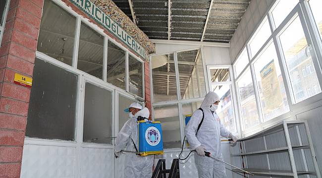 BATTALGAZİ BELEDİYESİ İBADETE AÇILACAK CAMİLERDE DEZENFEKTE ÇALIŞMASI BAŞLATTI