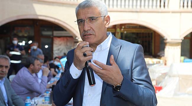 BAŞKAN GÜDER’DEN ŞİRE PAZARI ESNAFINA SOKAK MÜJDESİ