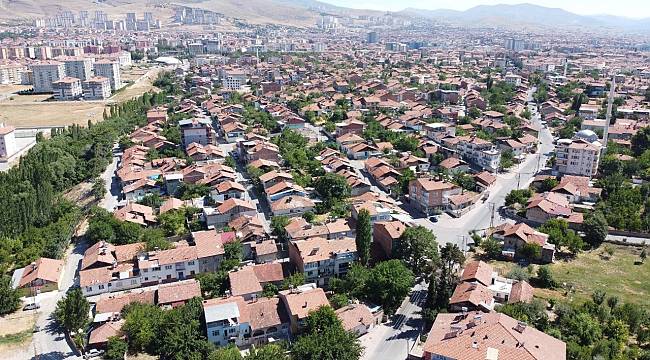 DEPREM SONRASI KENTSEL DÖNÜŞÜM İÇİN İLK ADIM ATILDI