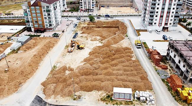 YEŞİLÇAM SOSYAL TESİSİ İÇİN İLK KAZMA VURULDU