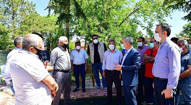 YEŞİLYURT BELEDİYESİ, PARK ALANLARININ DÜZENLİ, SAĞLIKLI VE TEMİZ OLMASI İÇİN HİZMETLERİNİ ARTIRDI