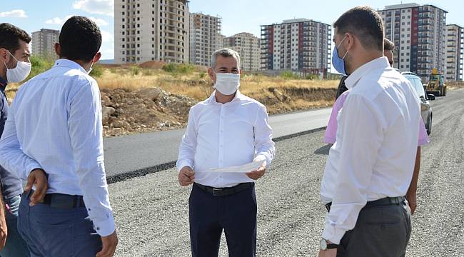 YEŞİLYURT’UN ULAŞIM AĞINI KONFORLU HALE GETİRME SEFERBERLİĞİ ARTARAK SÜRÜYOR