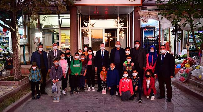 BAŞKAN ÇINAR, ŞAHNAHAN YEŞİL KONAK’DA GENÇLERİN TALEPLERİNİ DİNLEDİ 