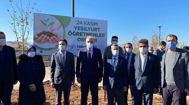 BEYLERDERESİ ŞEHİR PARKI MİLLET BAHÇESİ’NDE ‘ 24 KASIM YEŞİLYURT ÖĞRETMENLER ORMANI’ KURULDU