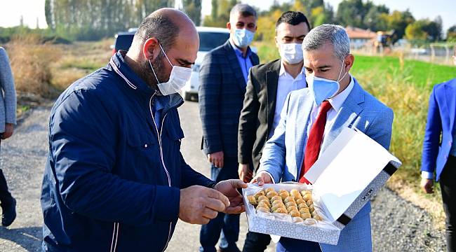 YEŞİLYURT BELEDİYESİ, KIRSAL BÖLGELERİN YOL AĞINI YENİ YATIRIMLARLA GENİŞLETİYOR