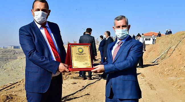 YEŞİLYURT’TA HİZMETE GİRECEK MİLLET BAHÇELERİ, PARK YATIRIMLARI İÇİN ÖRNEKLİK TEŞKİL EDECEK