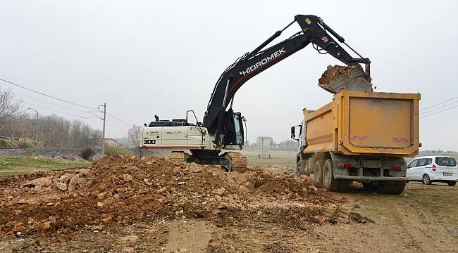 “Alternatif Yol Güzergâhları Açarak Trafik Yükünü Hafifletiyoruz”