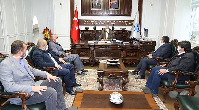 ZEYNEL ABİDİN TÜRBESİ KÜLTÜR VAKFI’NDAN BAŞKAN GÜDER’E ZİYARET