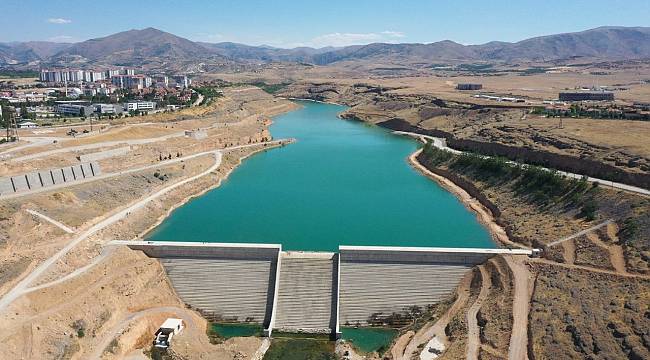 AK PARTİ MKYK ÜYESİ VE MİLLETVEKİLİ BÜLENT TÜFENKÇİ İLE AK PARTİ İL BAŞKANI İHSAN KOCA, BEYLERDERESİ İLE ÇIRMIHTI ARASINDAKİ YATIRIMLARI İNCELEDİ