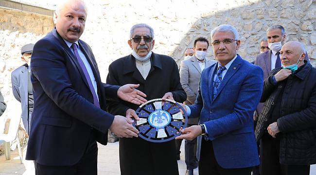  BAŞKAN GÜDER, 10 BİN ÇOCUĞUN YÜZÜNÜ GÜLDÜRDÜ