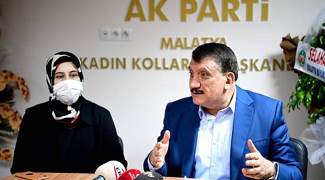 AK PARTİ KADIN KOLLARI YENİ YÖNETİMİNİ ZİYARET EDEN BAŞKAN GÜRKAN: "BİRLİKTE ÇOK GÜZEL HIZMETLERE İMZA ATACAĞIZ"