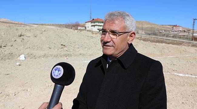 BATTALGAZİ’DE BASKETBOL SAHASI ÇALIŞMALARI BAŞLADI