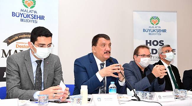 İLÇE KOORDİNASYON TOPLANTILARINA AKÇADAĞ İLÇESİYLE DEVAM EDİLDİ BAŞKAN GÜRKAN: “ÇALIŞMADAN, YORULMADAN MUHTEREM OLUNMAZ”