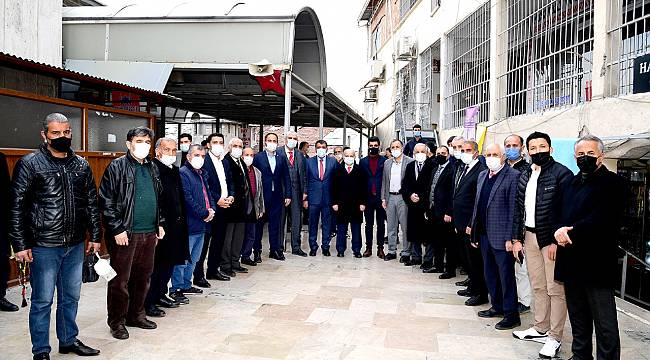 MİRAÇ KANDİLİ, SÖĞÜTLÜ CAMİİ’NDE BİRLİK VE BERABERLİK İÇİNDE KUTLANDI GÜRKAN: “MALATYA TÜRKİYE’YE ROL MODEL OLAN BİR ŞEHİRDİR”