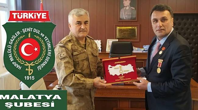 ‘ŞEHİTLERİMİZ BİZİM ŞEREF MADALYALARIMIZDIR’