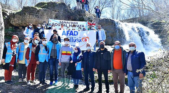 YEŞİLYURT KENT KONSEYİ ‘TELEFONU BIRAK ÇEVRENE BAK’ DOĞA YÜRÜYÜŞÜYLE DİJİTAL BAĞIMLILIĞA ‘HAYIR’ DEDİ!