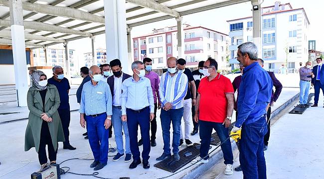 MAHALLE MUHTARLARINDAN YEŞİLYURT BELEDİYESİNE ‘YEŞİLTEPE SEMT PAZARI VE YEŞİL GIDA MARKET’TEŞEKKÜRÜ