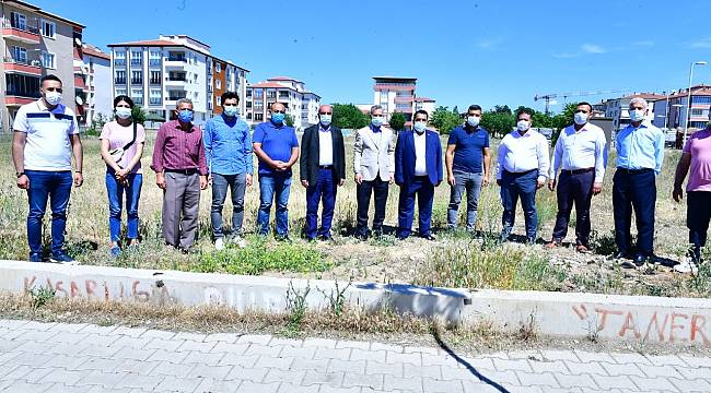 YEŞİLYURT BELEDİYESİ 213’NCÜ PARKI İLYAS MAHALLESİNE KAZANDIRIYOR