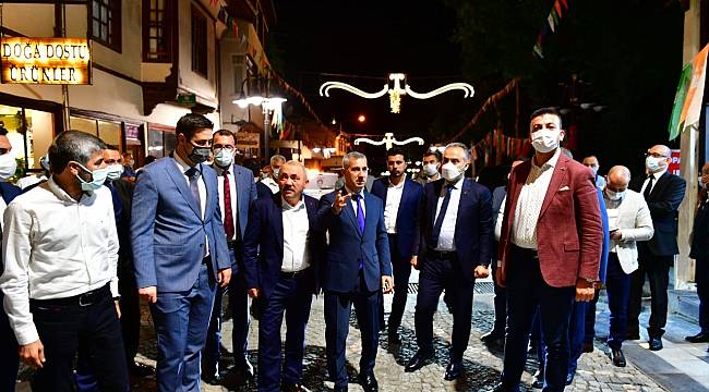 SAĞLIKLI KENTLER BİRLİĞİ BAŞKANI VE MECLİS ÜYELERİ, LEZZET CADDESİNDEKİ MÜZELERİ GEZDİ