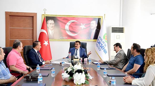 TÜRES Derneği Malatya Şubesinden Başkan Gürkan’a ziyaret