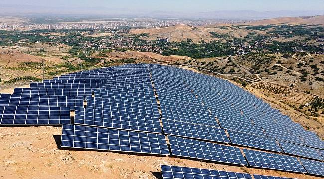 YEŞİLYURT BELEDİYESİ, 4 MİLYON 466 BİN TL.’LİK GÜNEŞ ENERJİ SANTRALİNİ YEŞİLYURT’A KAZANDIRDI