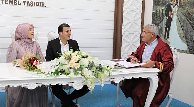 BATTALGAZİ’DE 2021 YILINDA 1058 ÇİFT EVLİLİĞE “EVET” DEDİ