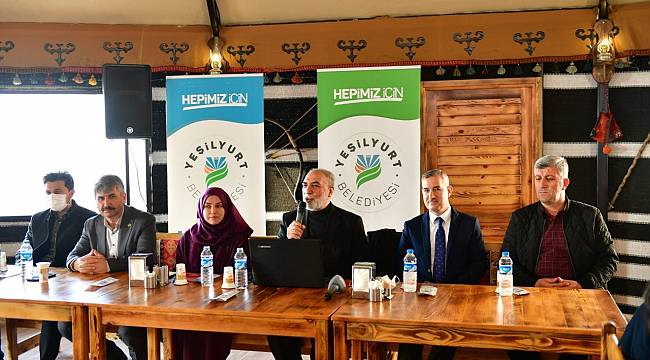 ‘AİLEYİ KORUMAK FETHİMİZDİR’ PROJESİ KAPSAMINDA 'DEDEMİN DİLİNDEN GEÇMİŞTE AİLE' SÖYLEŞİSİ DÜZENLENDİ