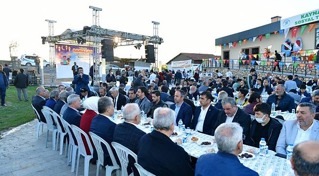 BAŞKAN ÇINAR’IN YENİ DÖNEM VAATLERİNDEN KAYNARCA SOSYAL TESİSLERİ VE PARKIN AÇILIŞI YOĞUN İLGİ ALTINDA GERÇEKLEŞTİ