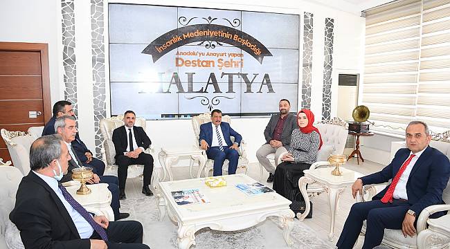 TÜRK KIZILAY’I MALATYA ŞUBE BAŞKANLIĞINA SEÇİLEN DR. HARUN KURT, BAŞKAN GÜRKAN’I ZİYARET ETTİ