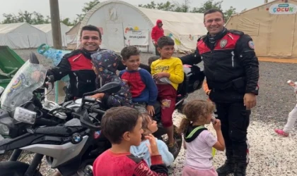 Keşan polisi Kahramanmaraş’ta çocukları sevindirdi