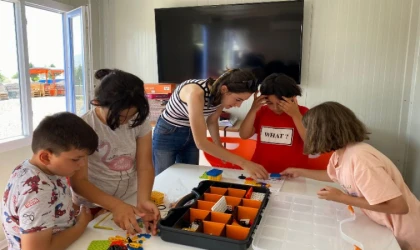 İzmit’ten depremzede çocuklara gezici eğitim programı