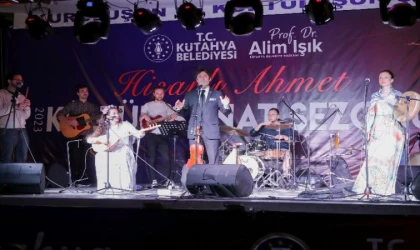 Kütahyalılar Türk-Macar halk şarkıları ile eğlendi