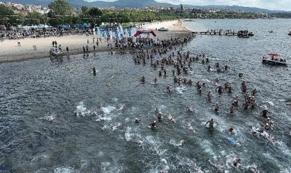 Zeytinburnu Masterler Yüzme Takımı 2 bin 650 Metreye Kulaç Attı